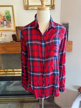 American Eagle Outfitters Ahh-Mazingly Soft Red Plaid Shirt